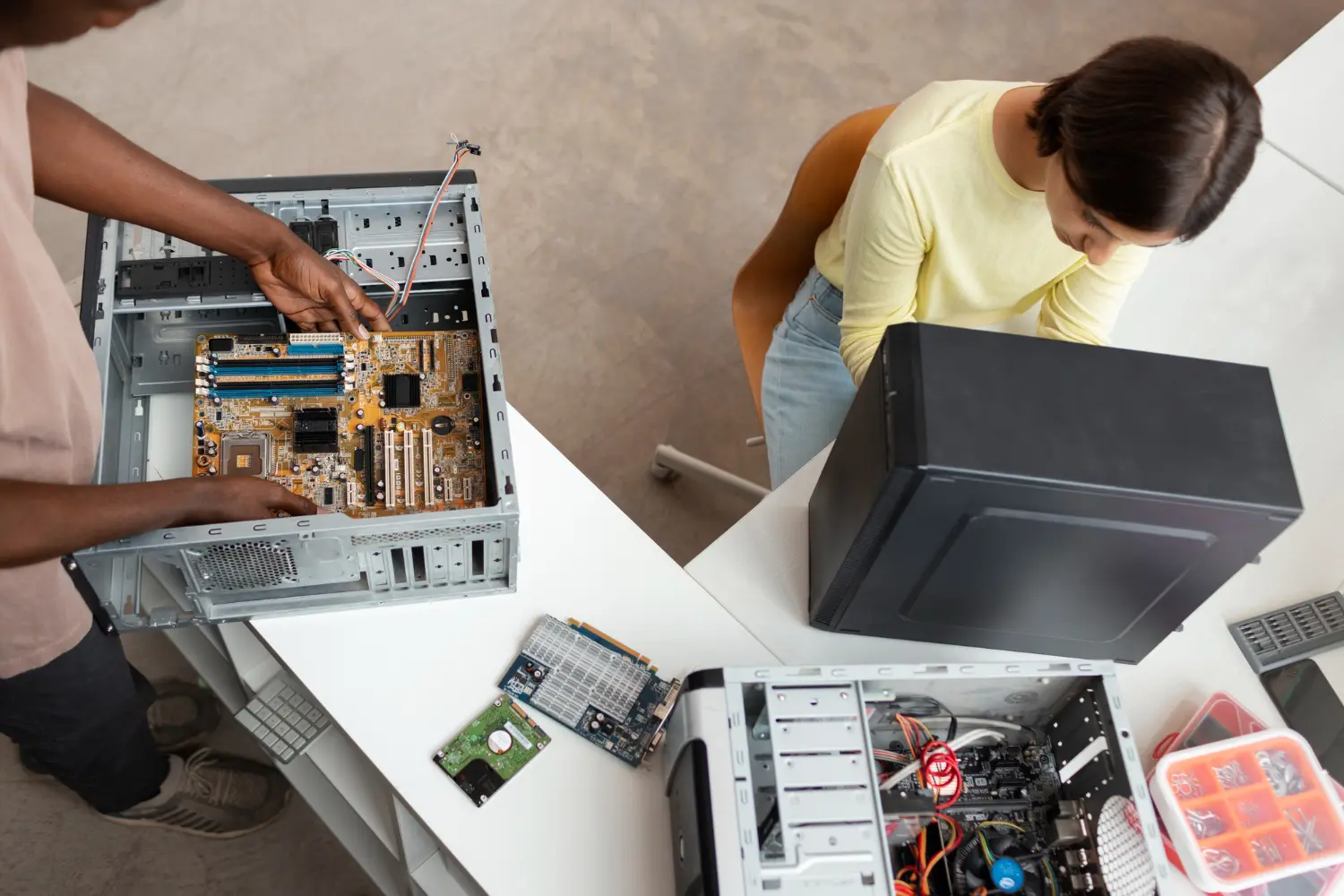Computer Network & Hardware Installation IT Project Management