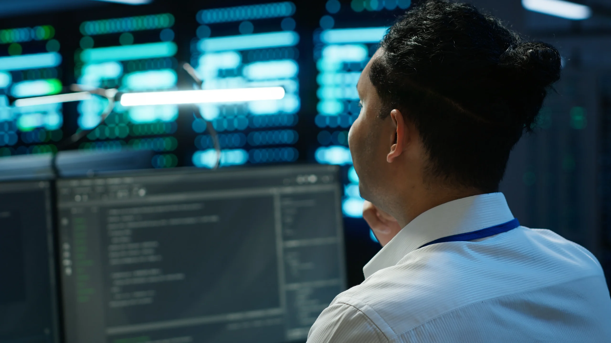 A certified PNPT technician working on network compatibility