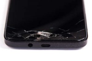 Tip of the Week: Cracked Your Phone’s Screen? Here’s What You Should Do Next
